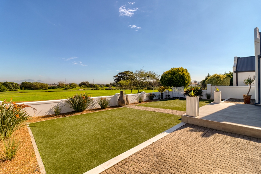 3 Bedroom Property for Sale in Croydon Vineyard Estate Western Cape